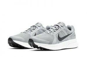 Nike Men’s Run Swift Gray Running Shoes Size 10.5