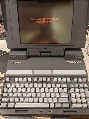 Vintage Toshiba T5200/100 Portable Personal Computer with case and serial mouse